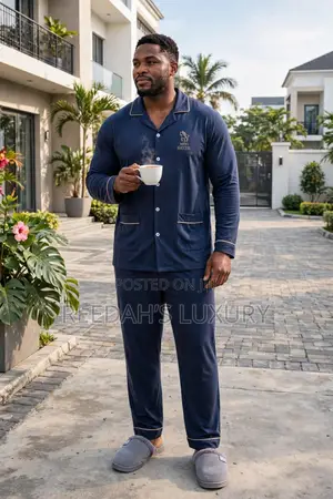 Men's Long Sleeve Button Pajamas/Lounge Set