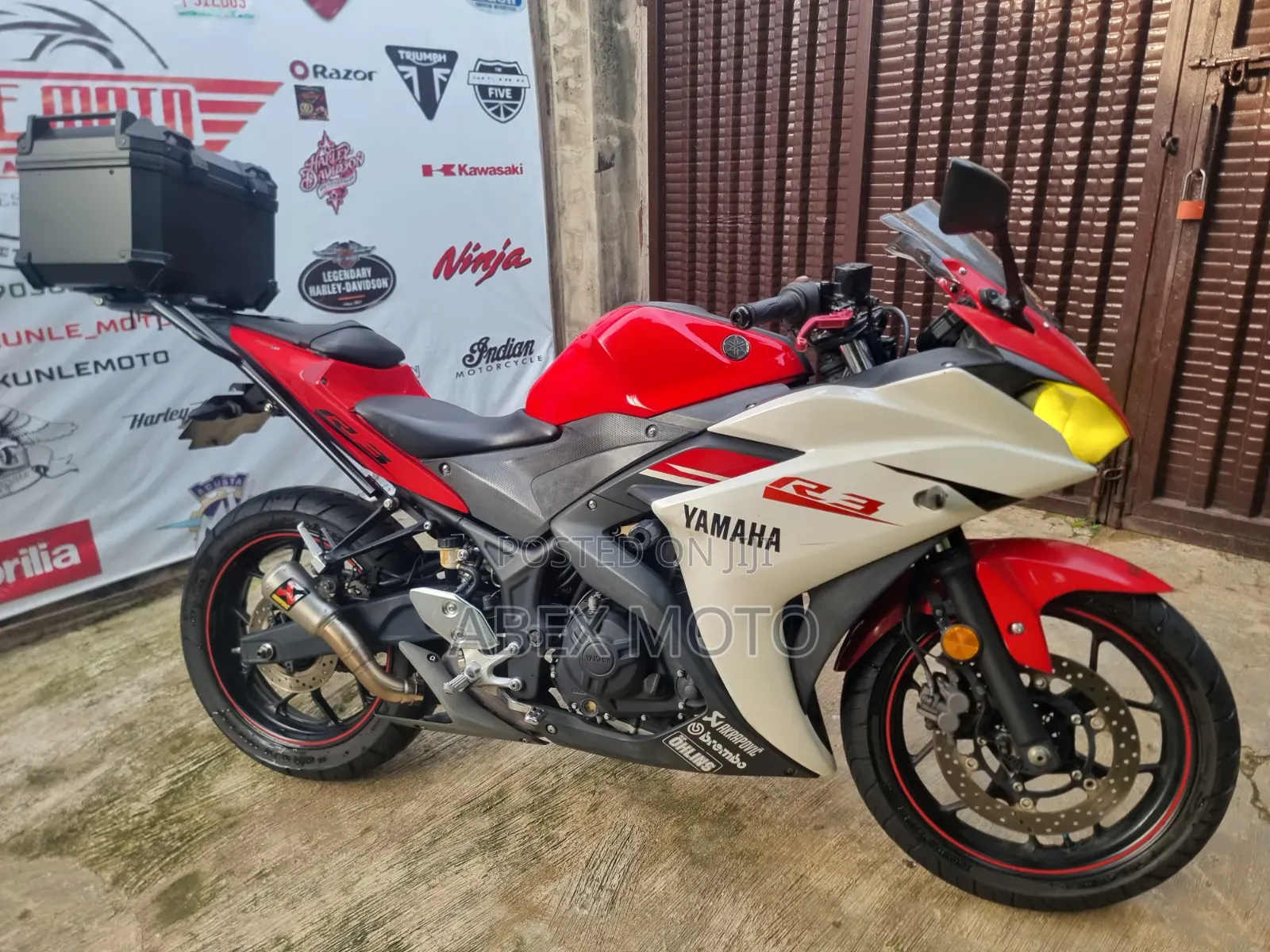 Yamaha R3 2018 Red