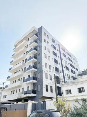 3bdrm Block of Flats in Victoria Island Extension for sale