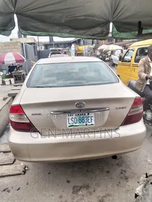 Toyota Camry LE V6 4dr Sedan (3.0L 6cyl 5A) 2004