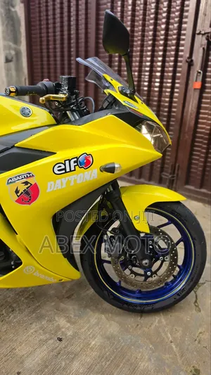 Yamaha YZF-R 2018 Yellow
