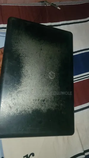 Laptop HP 4GB Intel HDD 512GB