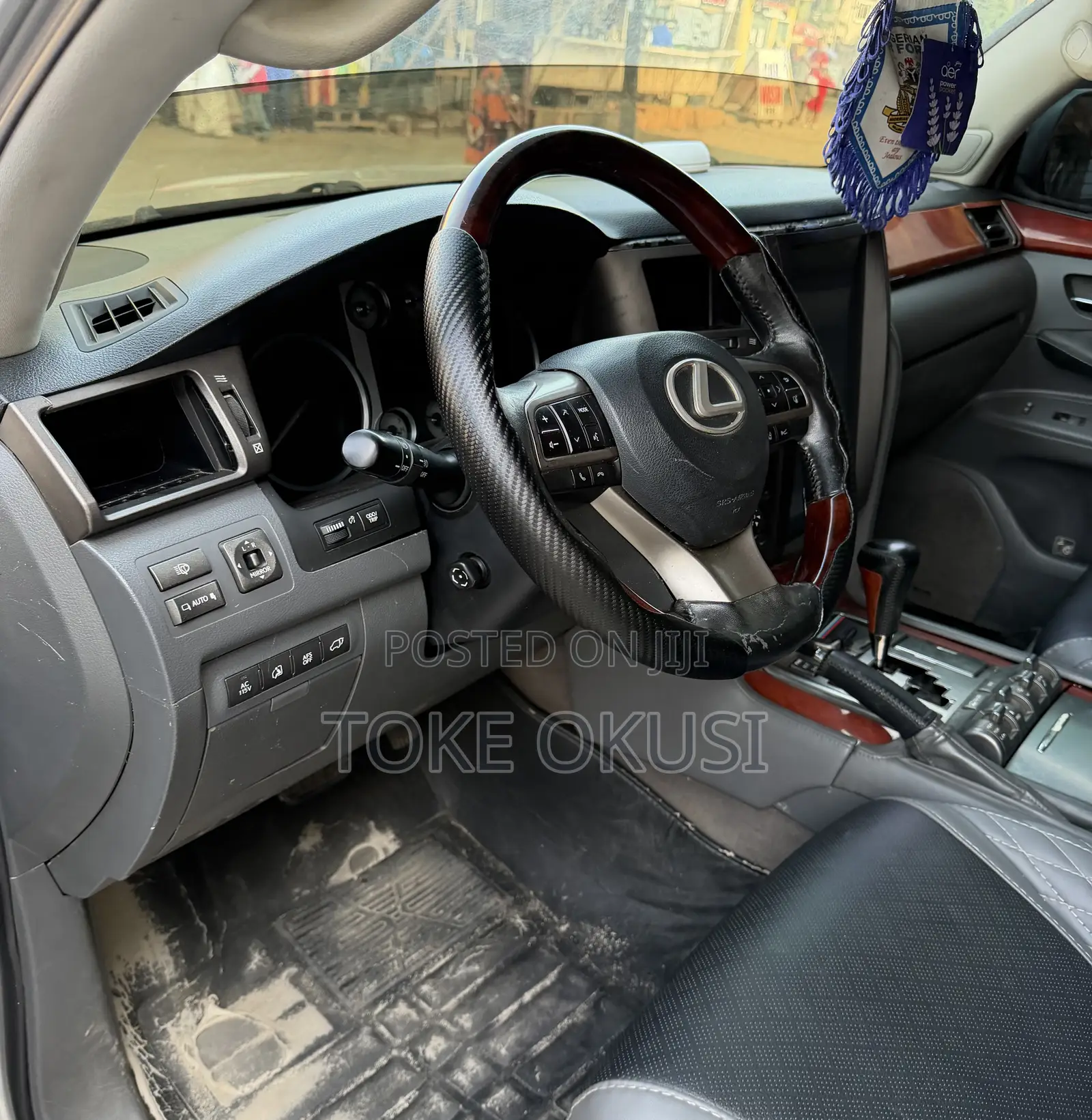 Lexus LX 570 2010 Silver