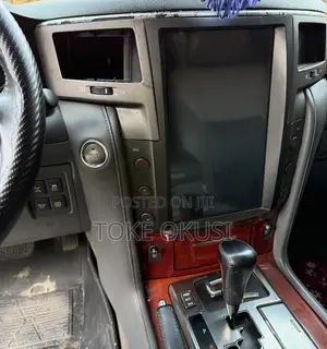 Lexus LX 570 2010 Silver