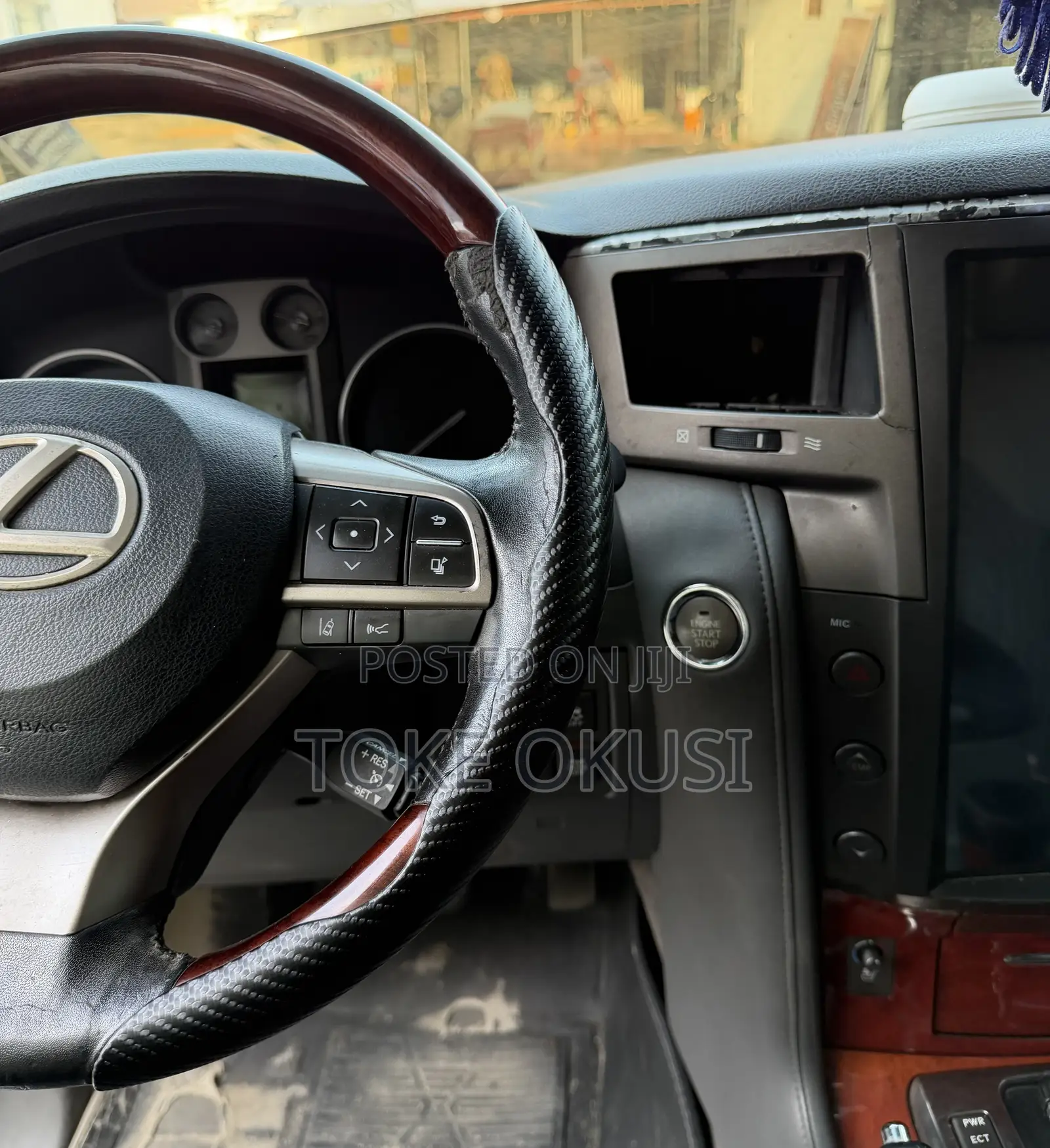 Lexus LX 570 2010 Silver