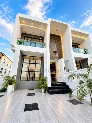 5bdrm Duplex in Ajiwe for sale