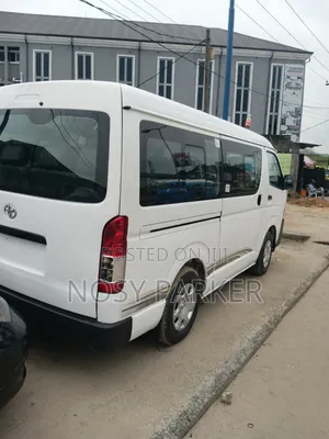 Toyota HiAce 2012 White