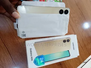 Samsung Galaxy A06 128 GB Rose Gold