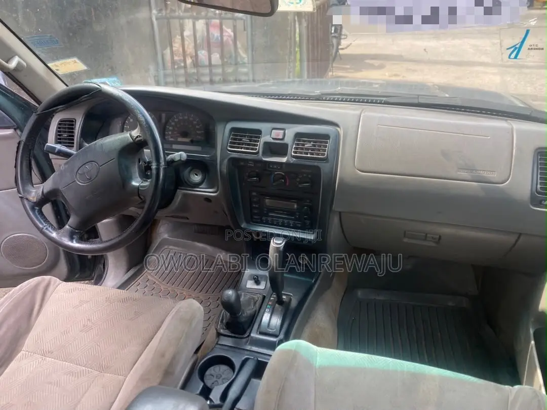 Toyota 4-Runner 2000 Green