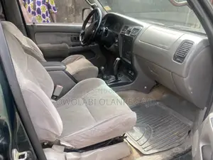 Toyota 4-Runner 2000 Green