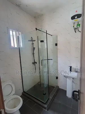 1bdrm Shared Apartment in Hay Valley, Sangotedo for rent