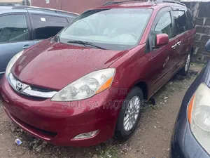 Toyota Sienna XLE 2008 Burgundy