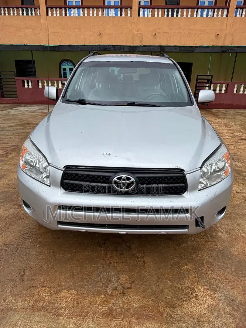 Toyota RAV4 2008 Silver