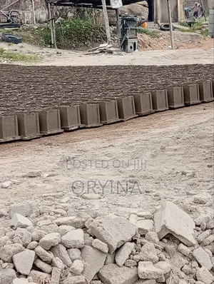 Cement Vibrated Blocks