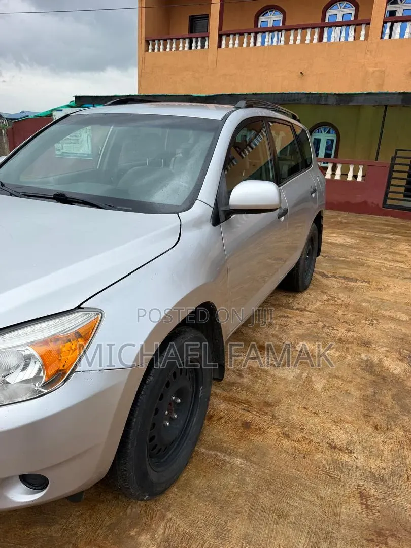 Toyota RAV4 2008 Silver