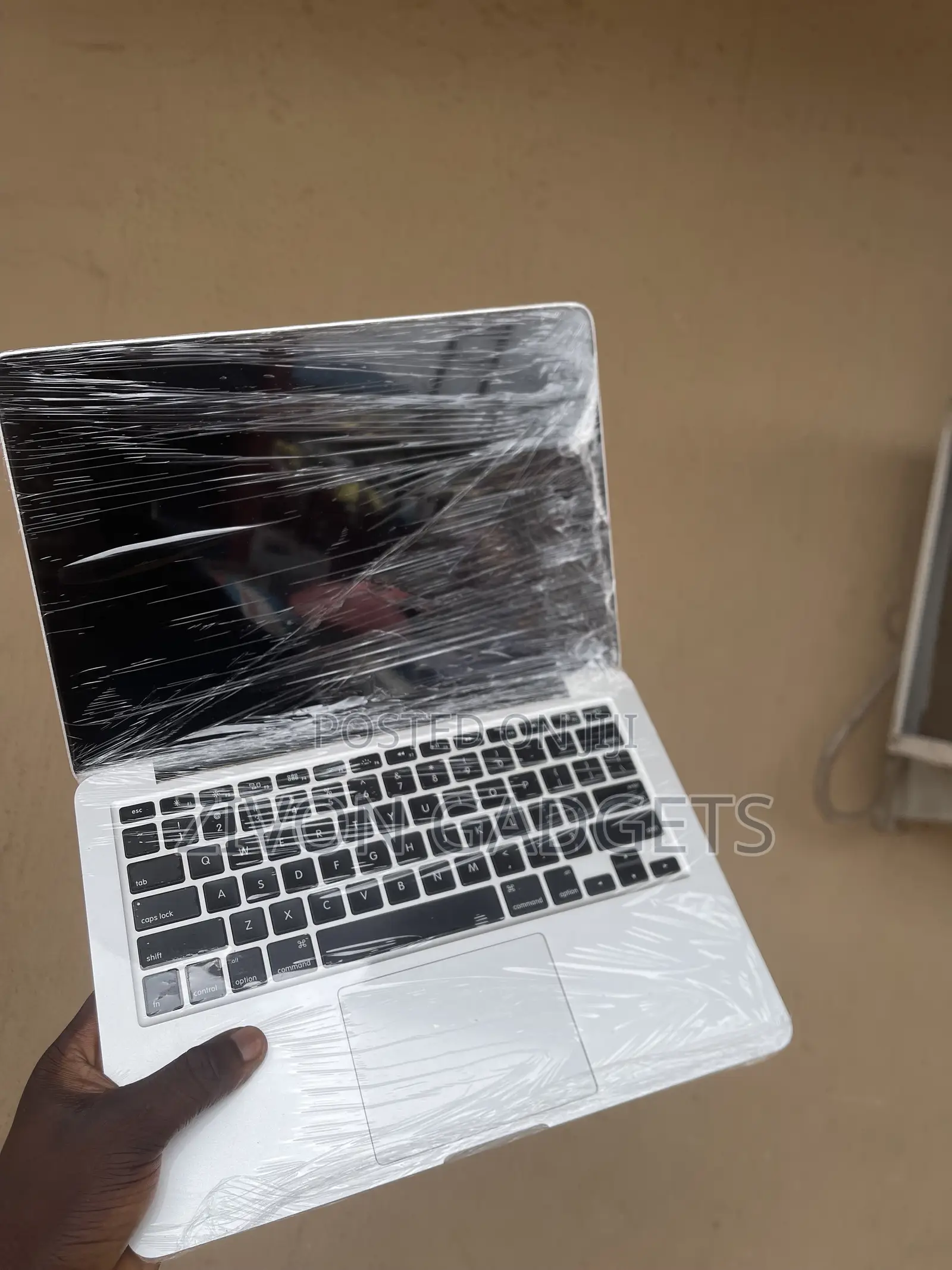 Laptop Apple MacBook Pro 2015 8GB Intel Core i5 SSD 256GB