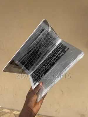 Laptop Apple MacBook Pro 2015 8GB Intel Core i5 SSD 256GB