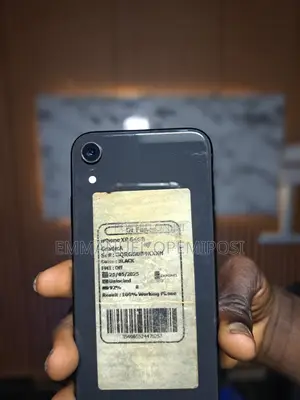 Apple iPhone XR 64 GB Black