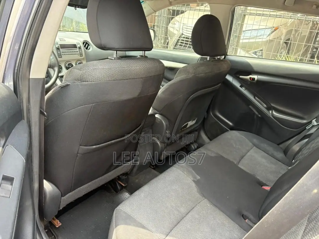 Pontiac Vibe 2008 Gray