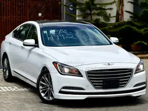 Hyundai Genesis 3.8 AWD 2016 White
