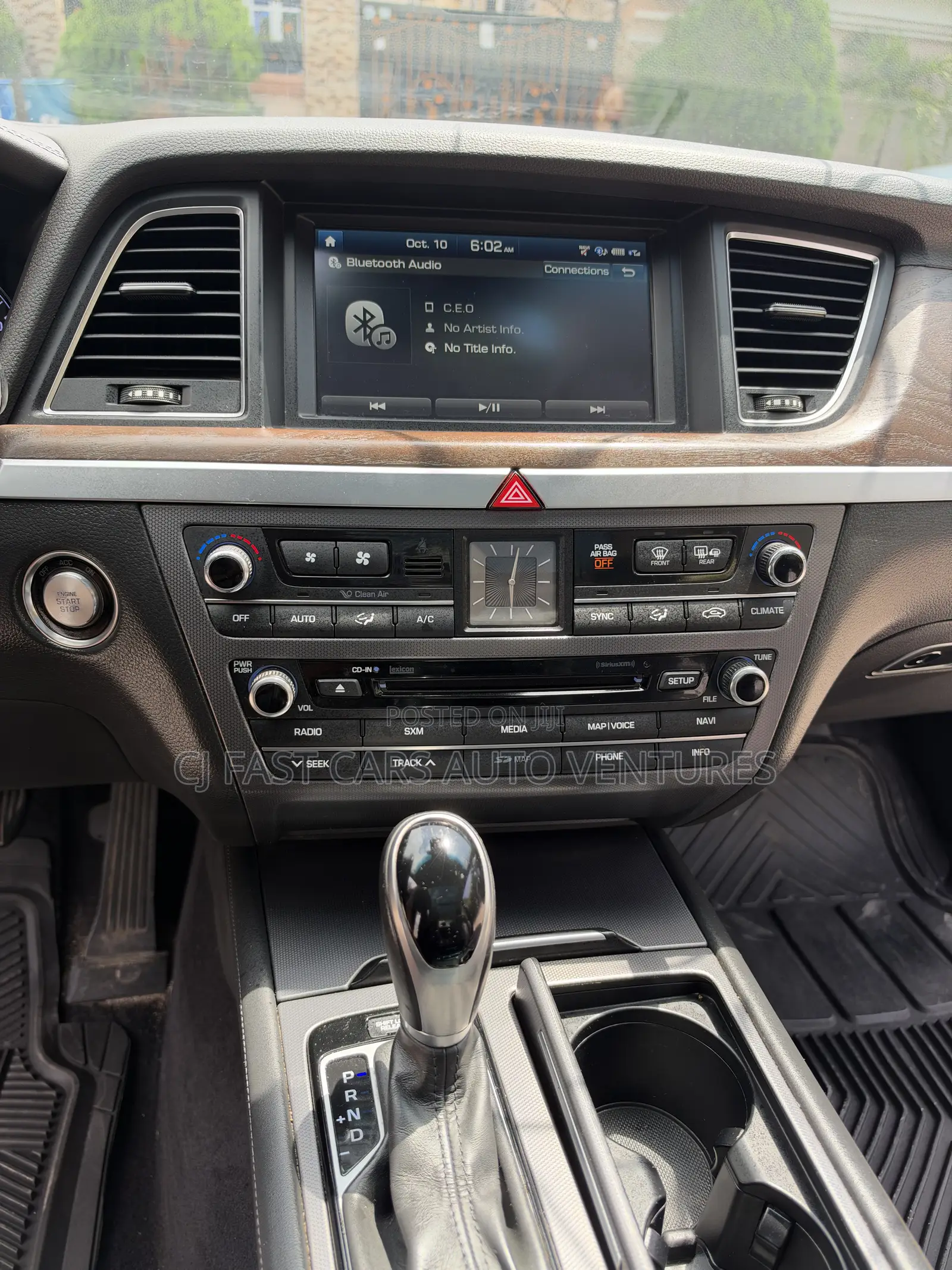 Hyundai Genesis 3.8 AWD 2016 White