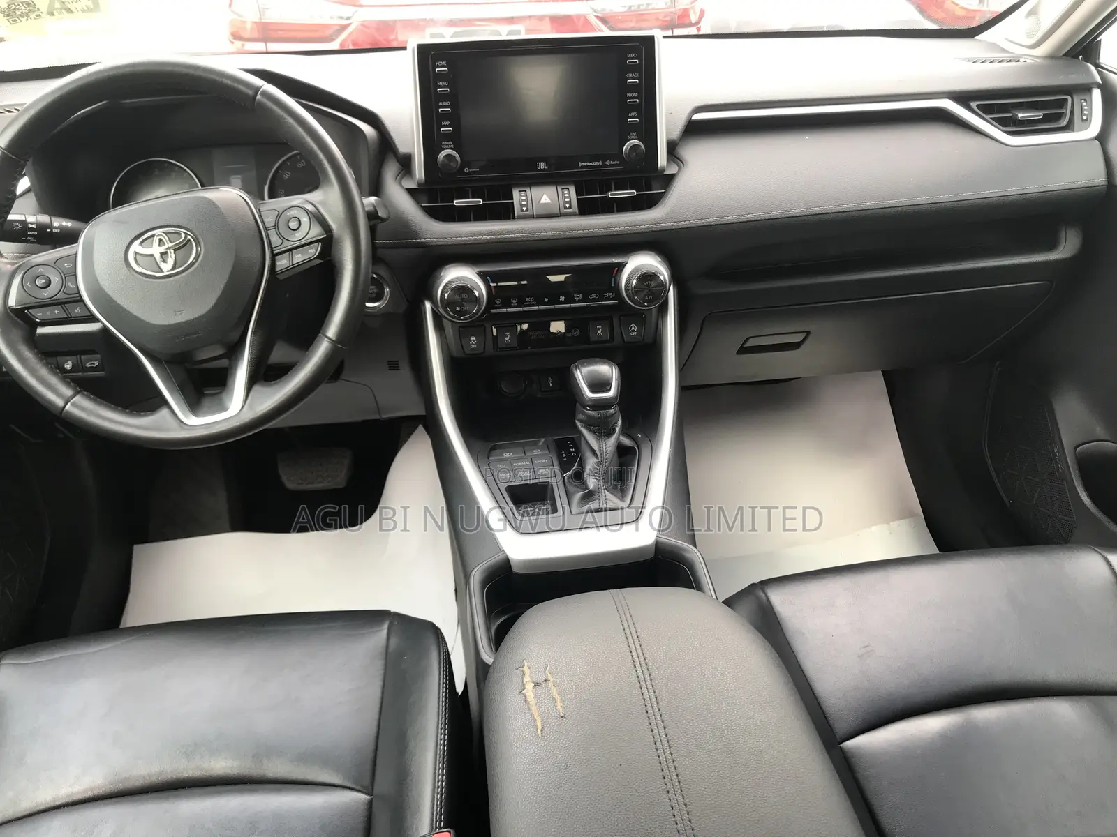 Toyota RAV4 XLE AWD 2020 Black