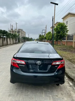 Toyota Camry 2014 Gray