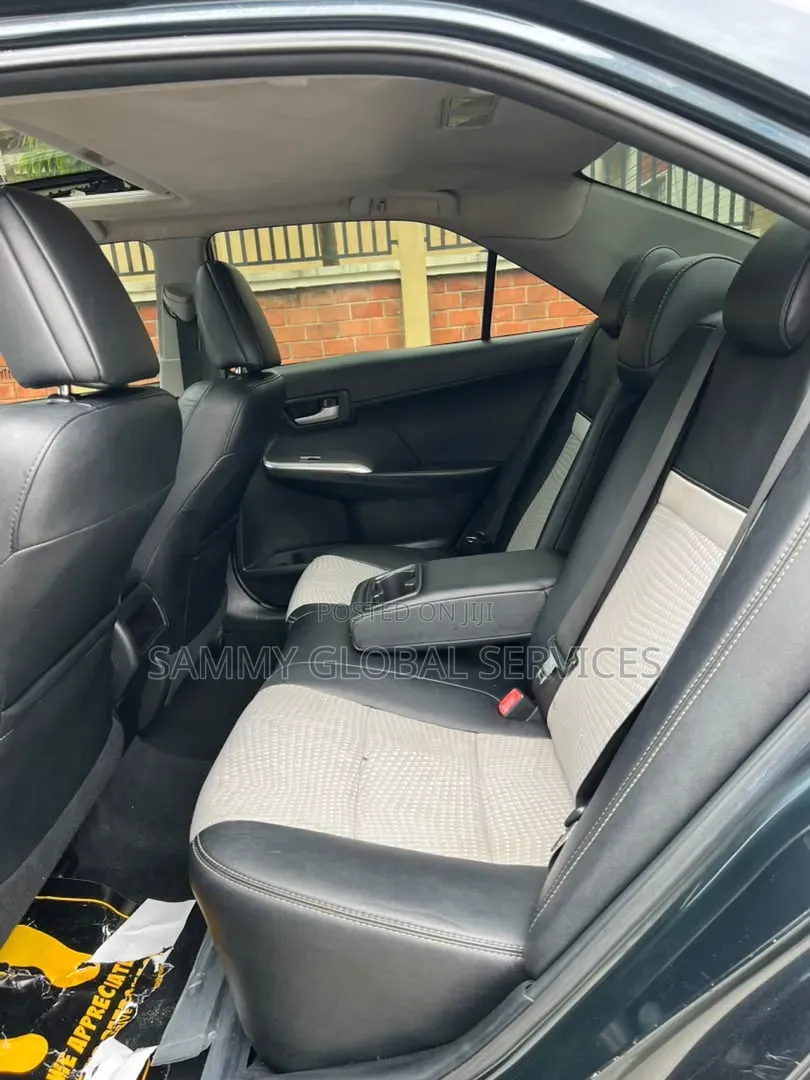 Toyota Camry 2014 Gray