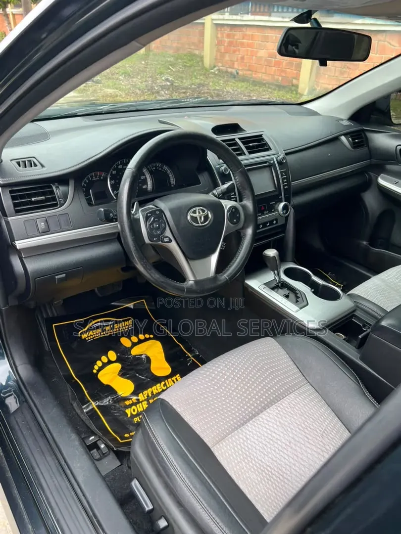 Toyota Camry 2014 Gray