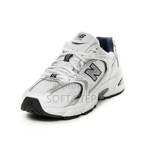 New Balance 530