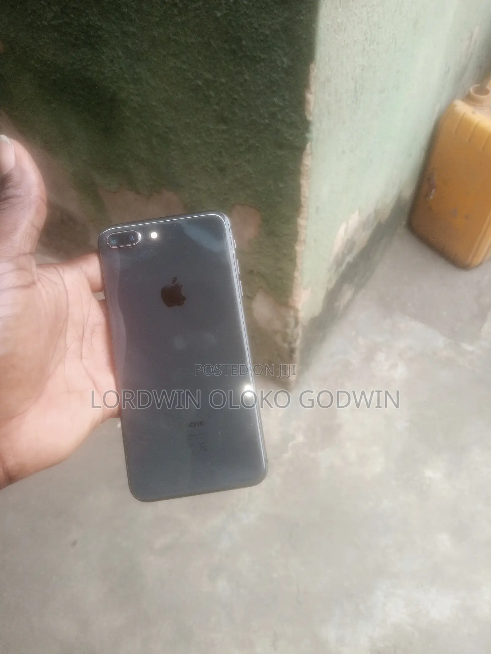 Apple iPhone 8 Plus 64 GB Gray