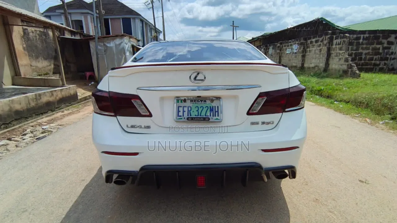 Lexus ES 350 2011 White