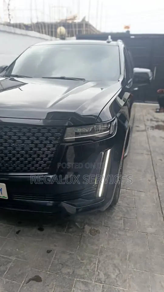 Cadillac Escalade 2022 Black
