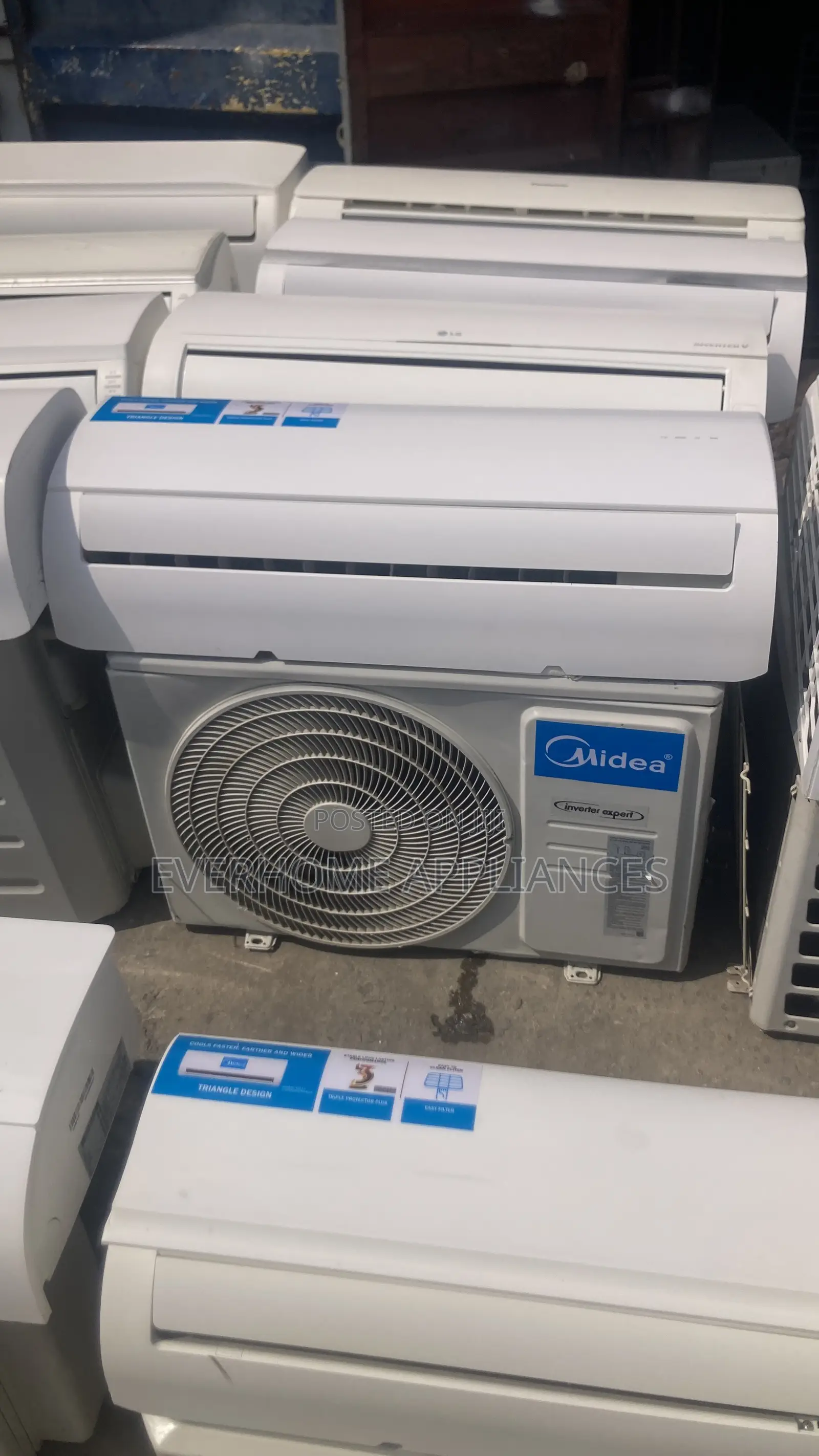 Midea Inverter AC 1.5hp