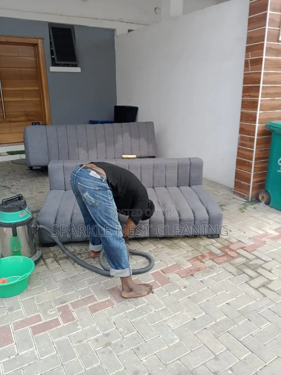 Affordable Couch Cleaning