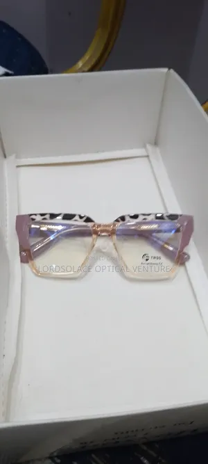 Eyes Glasses