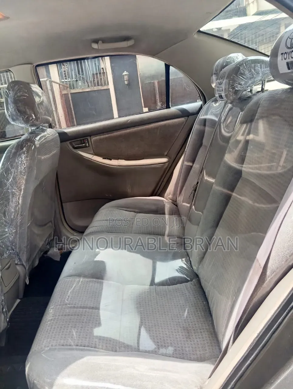 Toyota Corolla LE 2006 Gold