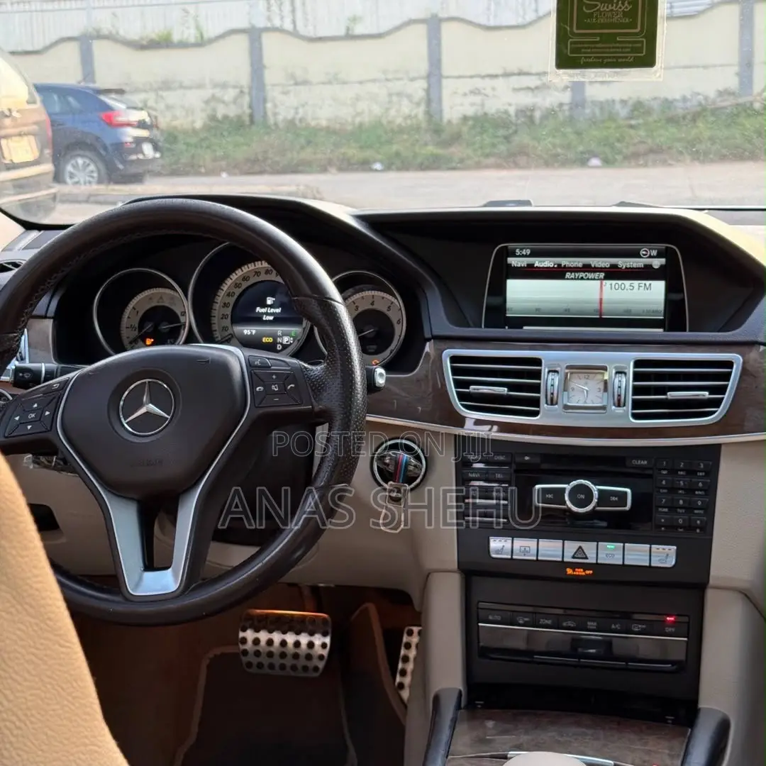Mercedes-Benz E-Class 2014 White