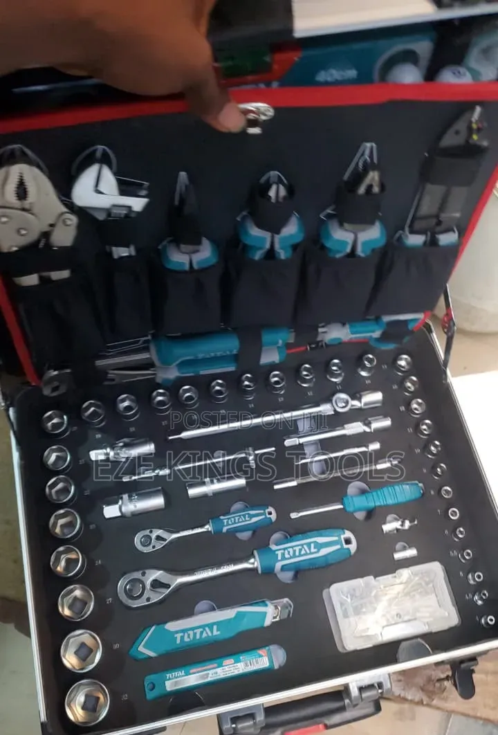 Total 147-Piece Hand Tools Set