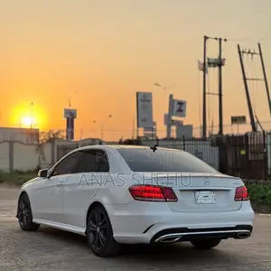 Mercedes-Benz E-Class 2014 White