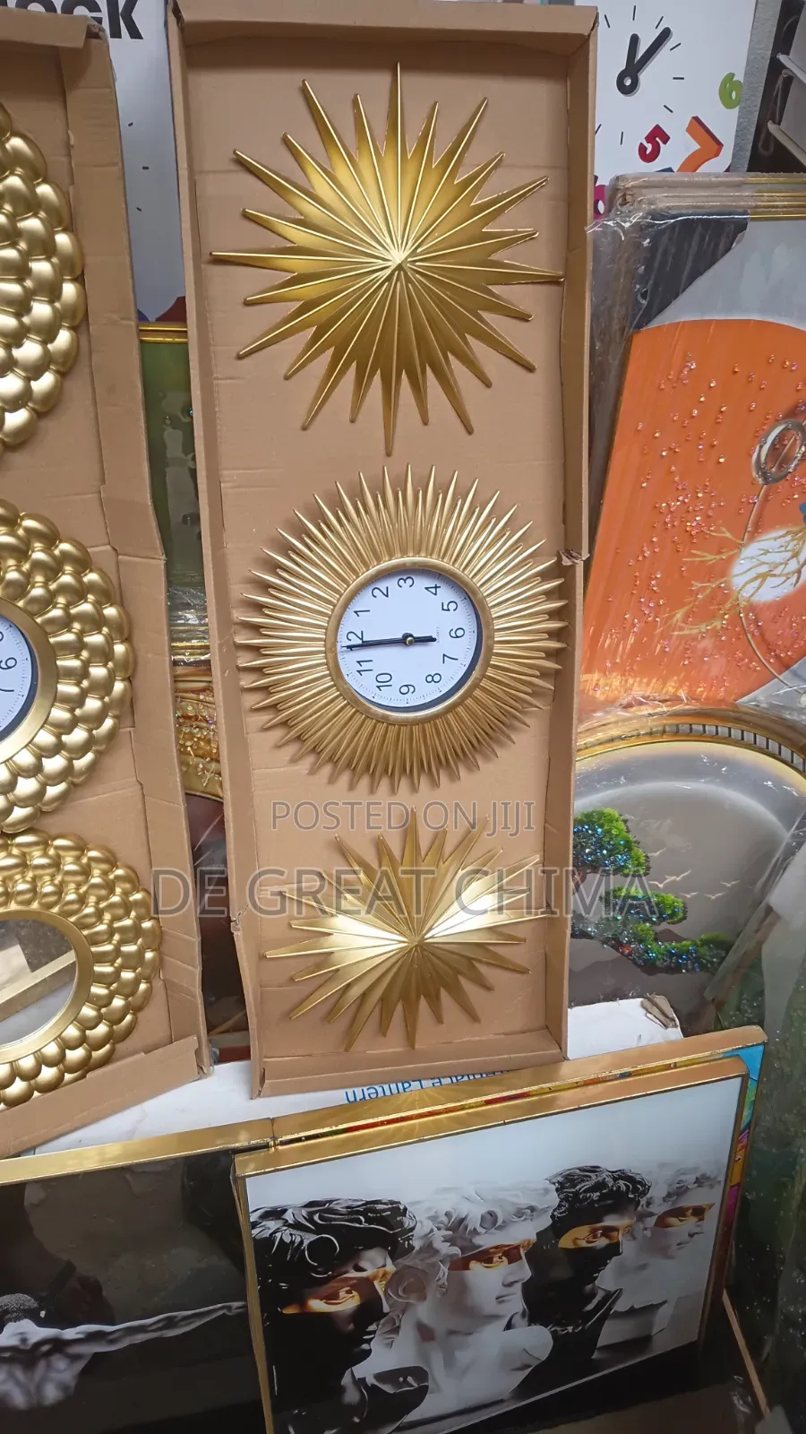 Quality Clock With Mirror