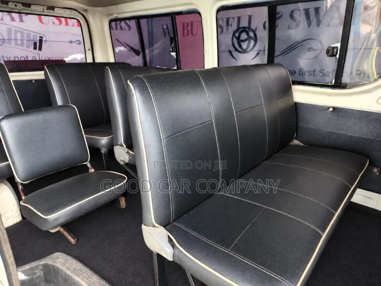 Toyota HiAce 2007 White