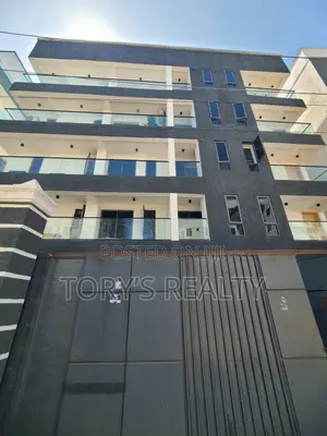 2bdrm Apartment in Lekki Phase 1 for rent
