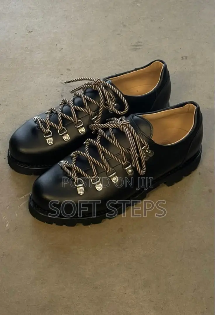 Circle Cage Mountain Derby Shoes