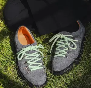 Circle Cage Mountain Derby Shoes