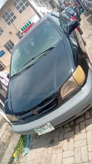 Toyota Sienna 2003 Black