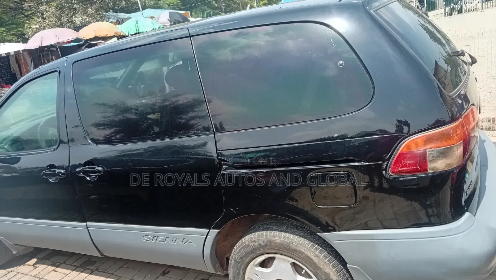 Toyota Sienna 2003 Black