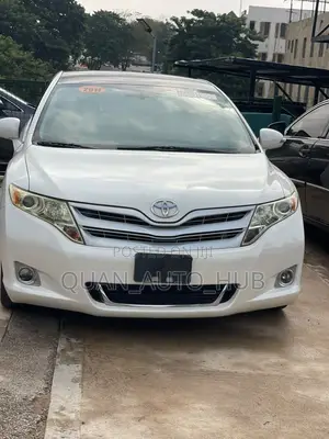 Toyota Venza AWD 2011 White