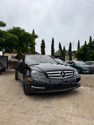 Mercedes-Benz C300 2013 Black