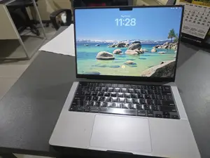 Laptop Apple MacBook Pro 2021 M1 16GB Apple M1 Pro SSD 512GB